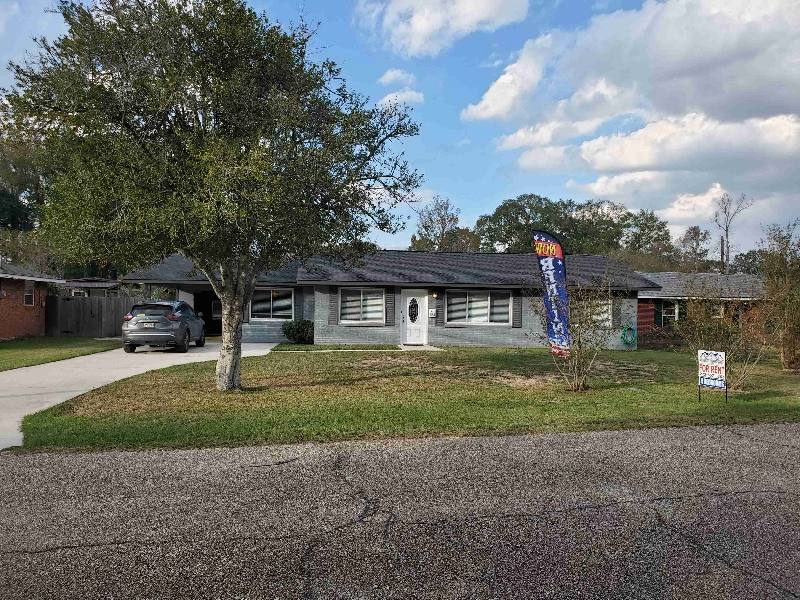 House for rent at 535 Jackson St, Denham Springs, LA 70726