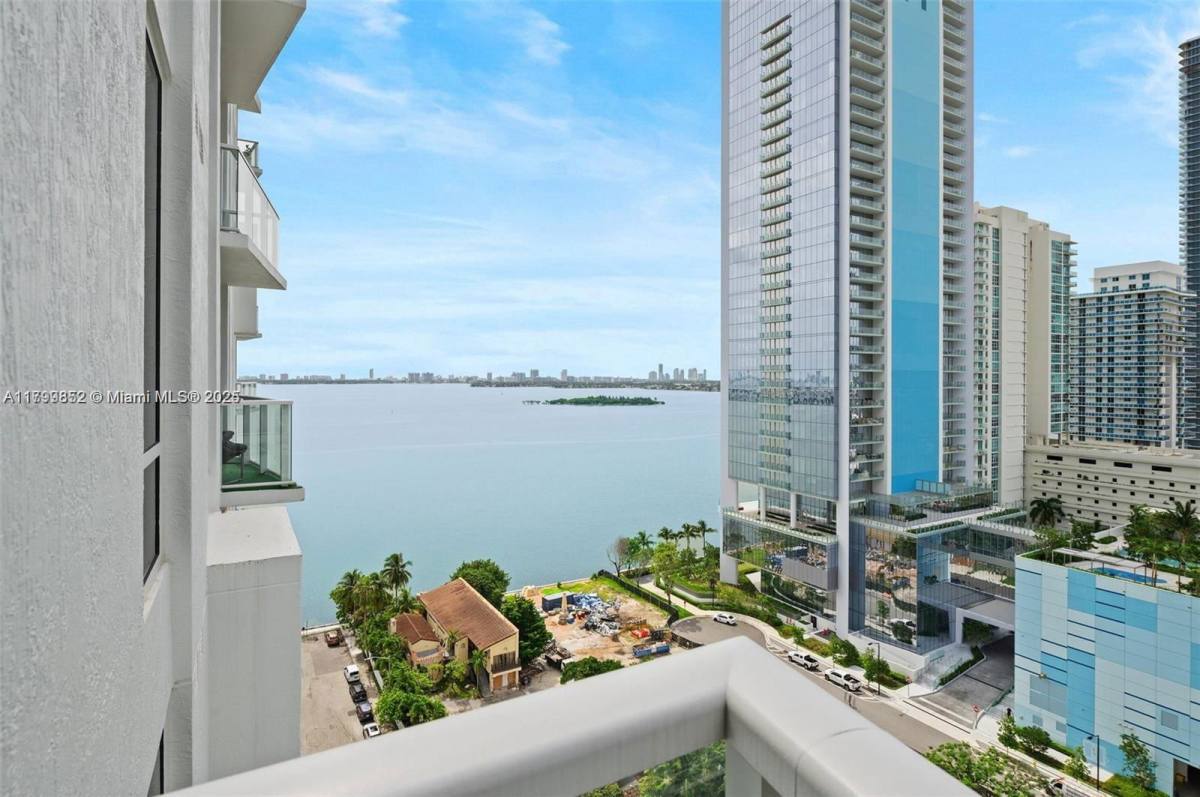 House for rent at 601 NE 27th St #1004, Miami, FL 33137