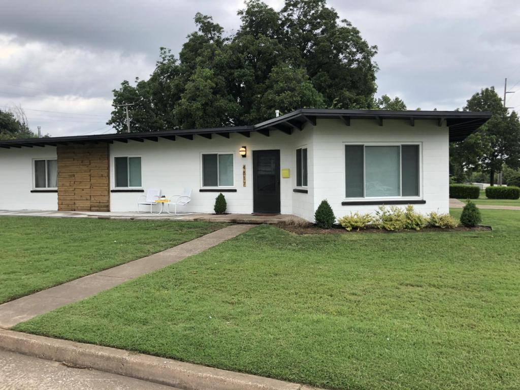 Apartment for rent at 4817 E 13th St, Tulsa, OK 74112