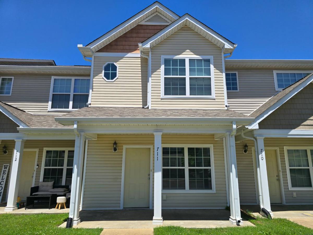Townhouse for rent at 710 Joshua Dr #711JD, Columbia, TN 38401