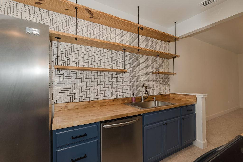 Townhouse for rent at 15284 331 Business #5B, Freeport, FL 32439