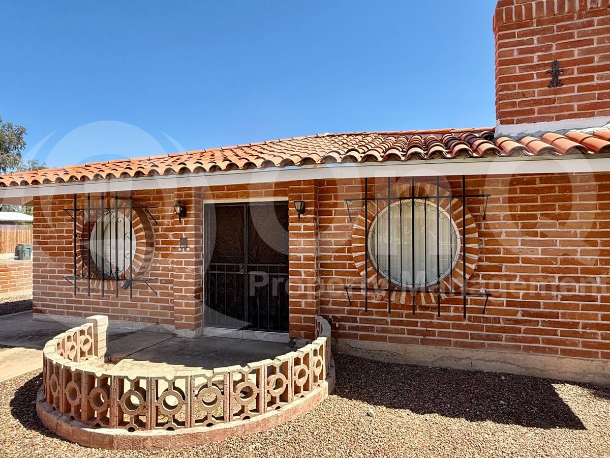 House for rent at 1590 E Hampton St, Tucson, AZ 85719