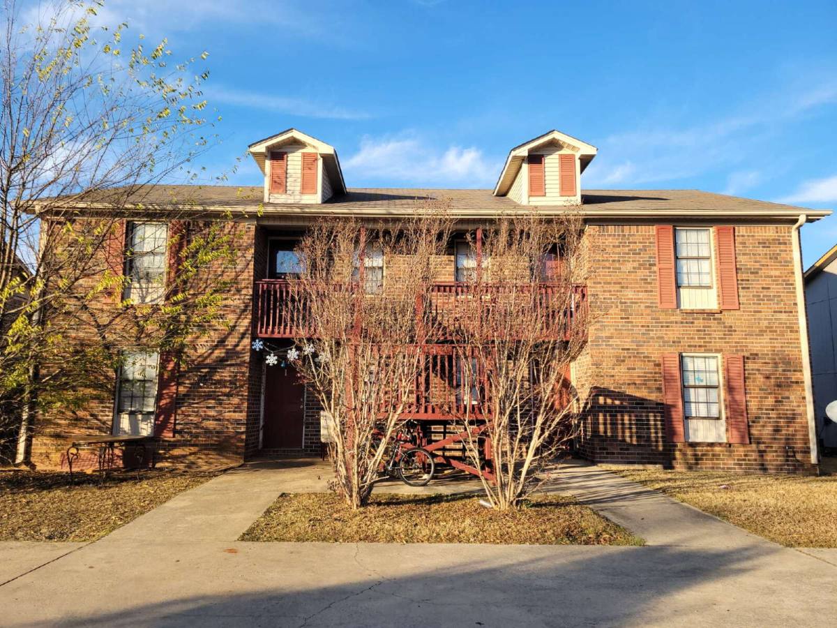 Apartment for rent at 1814 Glenn St SW #3, Decatur, AL 35603