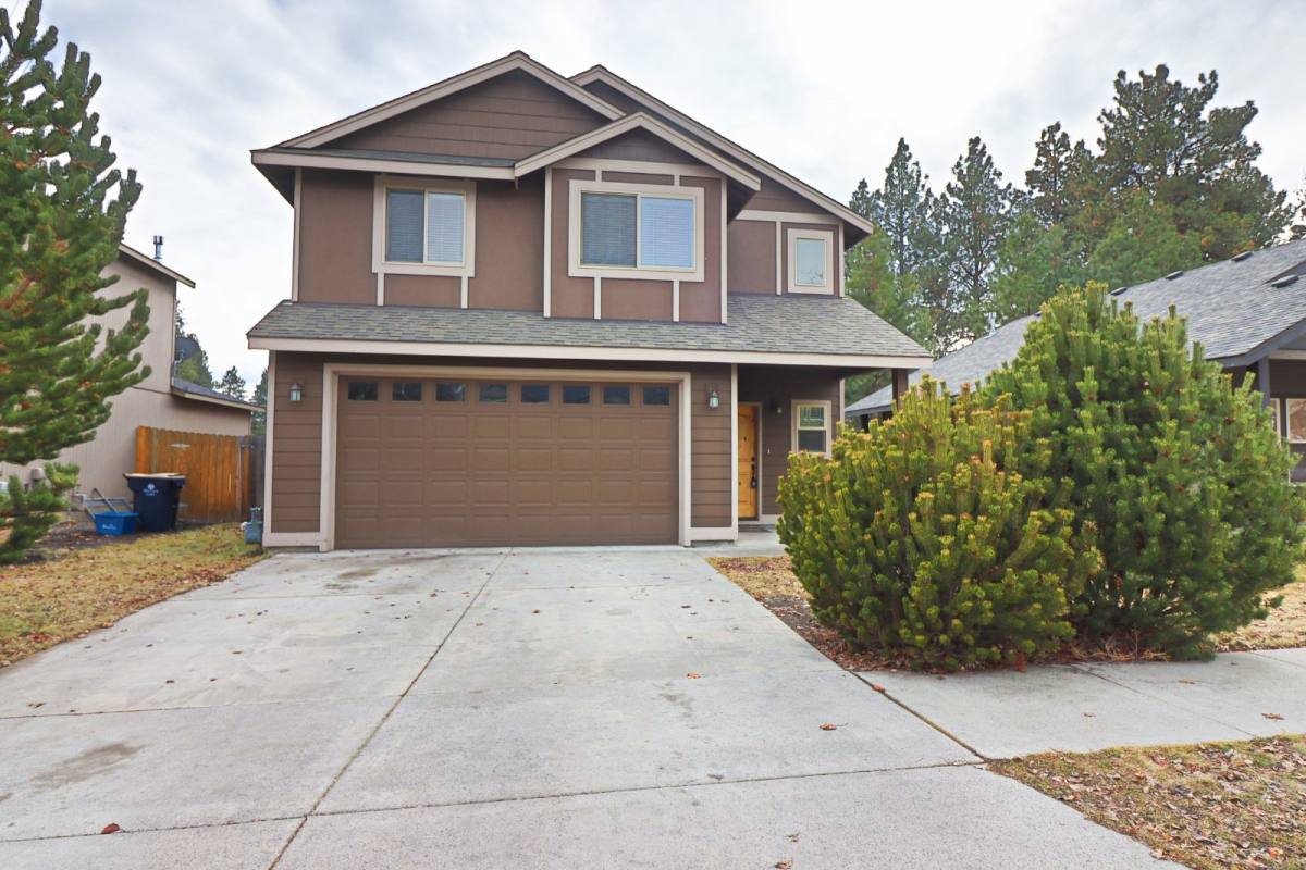 House for rent at 20277 Knightsbridge Place, Bend, OR 97702