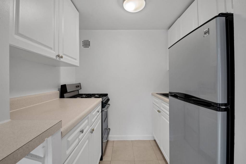 Apartment for rent at 220 E 22nd St #6O, New York, NY 10010