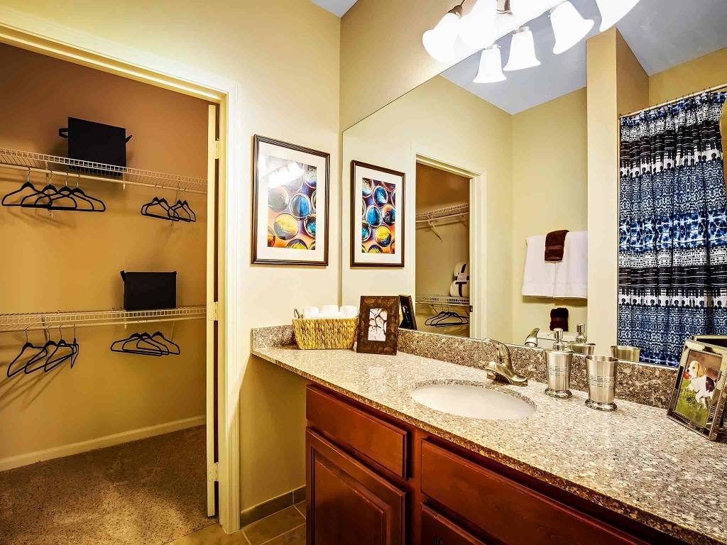 Apartment for rent at 4009 W Spruce St, Tampa, FL 33607