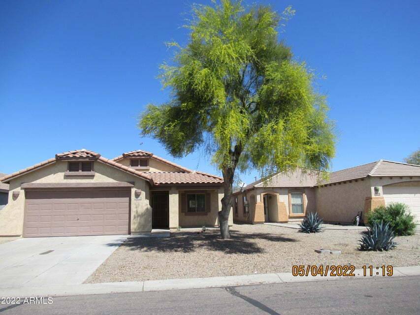 House for rent at 1722 E Christopher St, San Tan Valley, AZ 85140