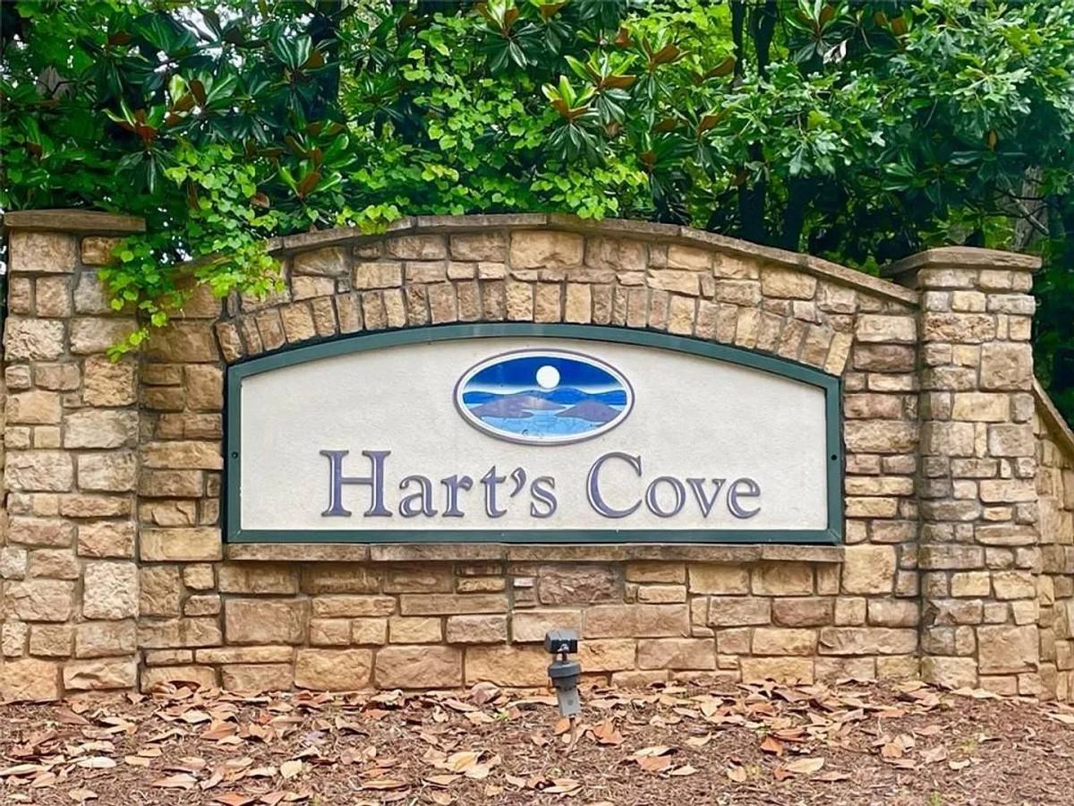 Apartment for rent at 1123 Harts Ridge Dr, Seneca, SC 29678