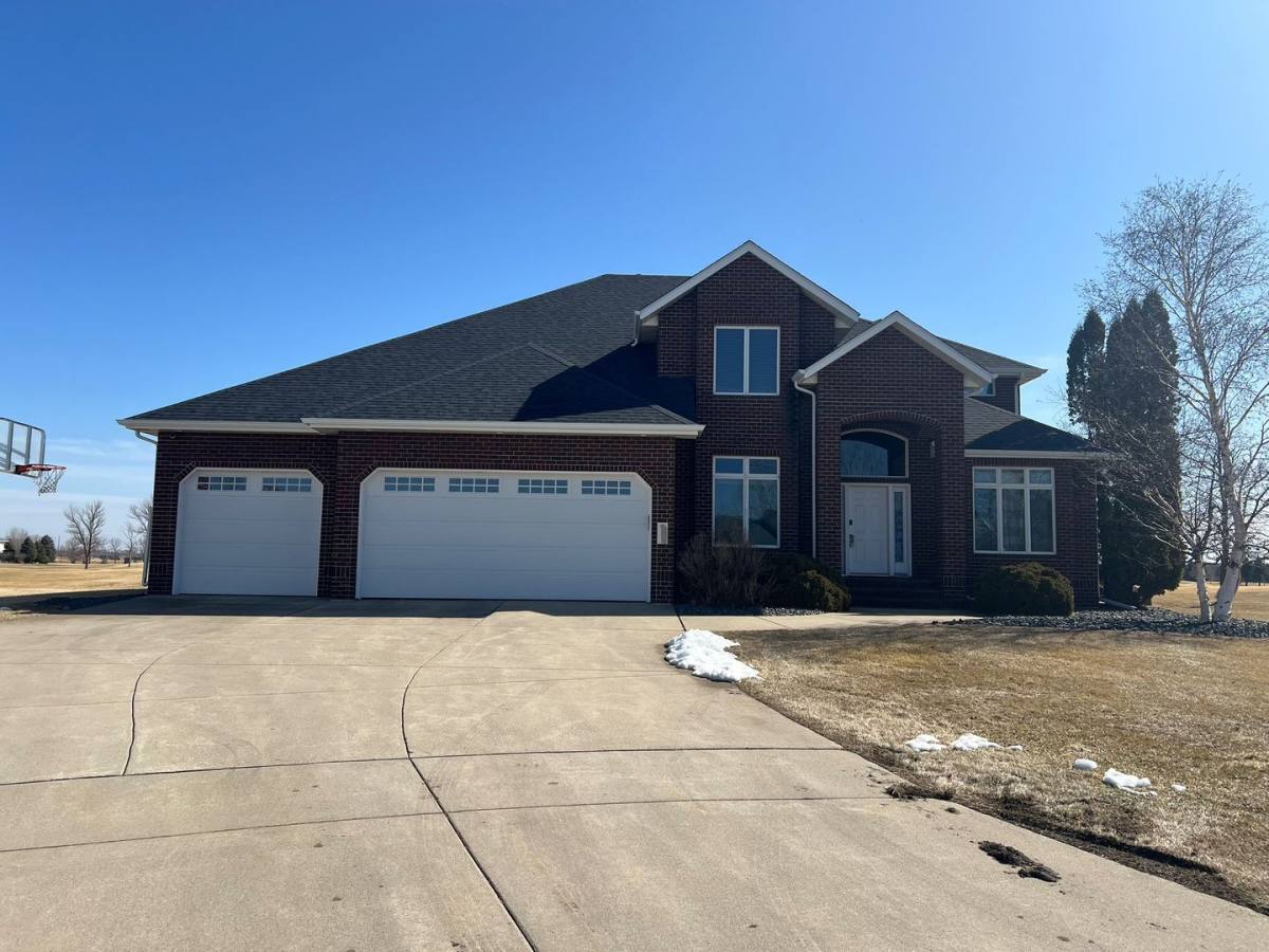 House for rent at 3516 Westmoor Circle, Moorhead, MN 56560