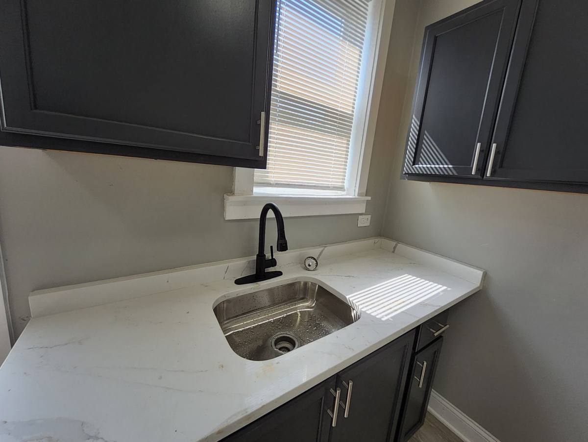 Apartment for rent at 1949 E 73rd Place, Chicago, IL 60649