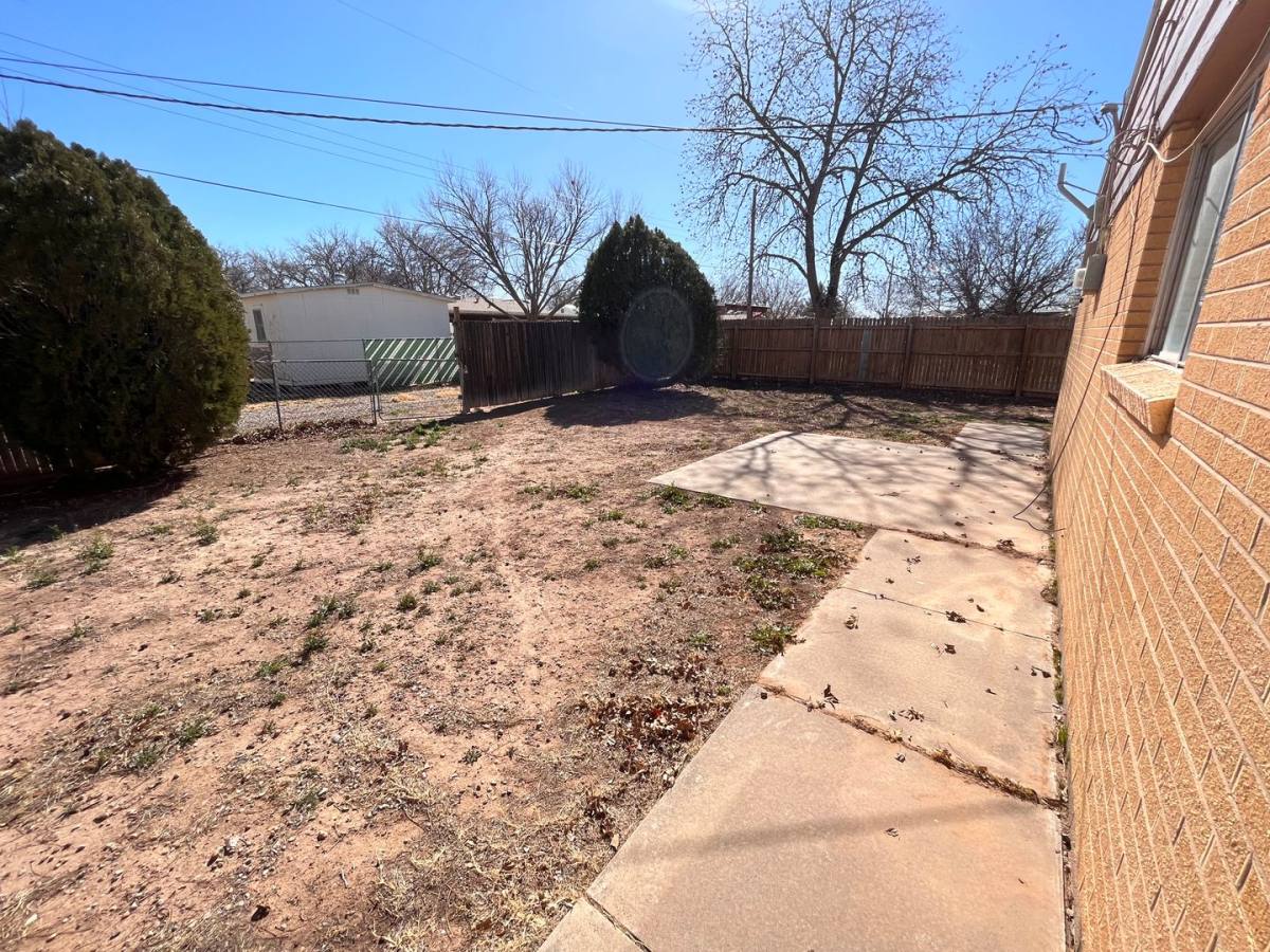 House for rent at 3105 Radcliff Dr, Roswell, NM 88203