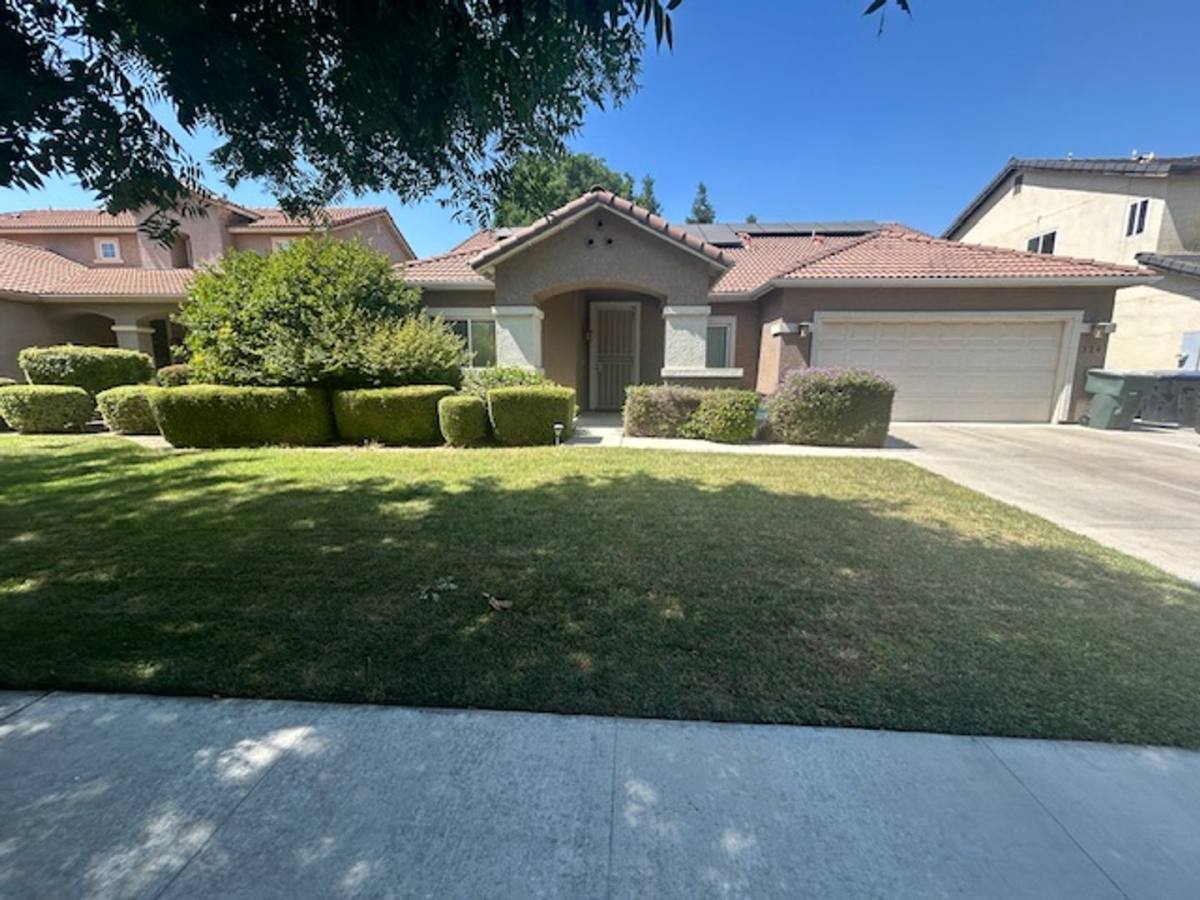 House for rent at 324 W Reese, Visalia, CA 93277