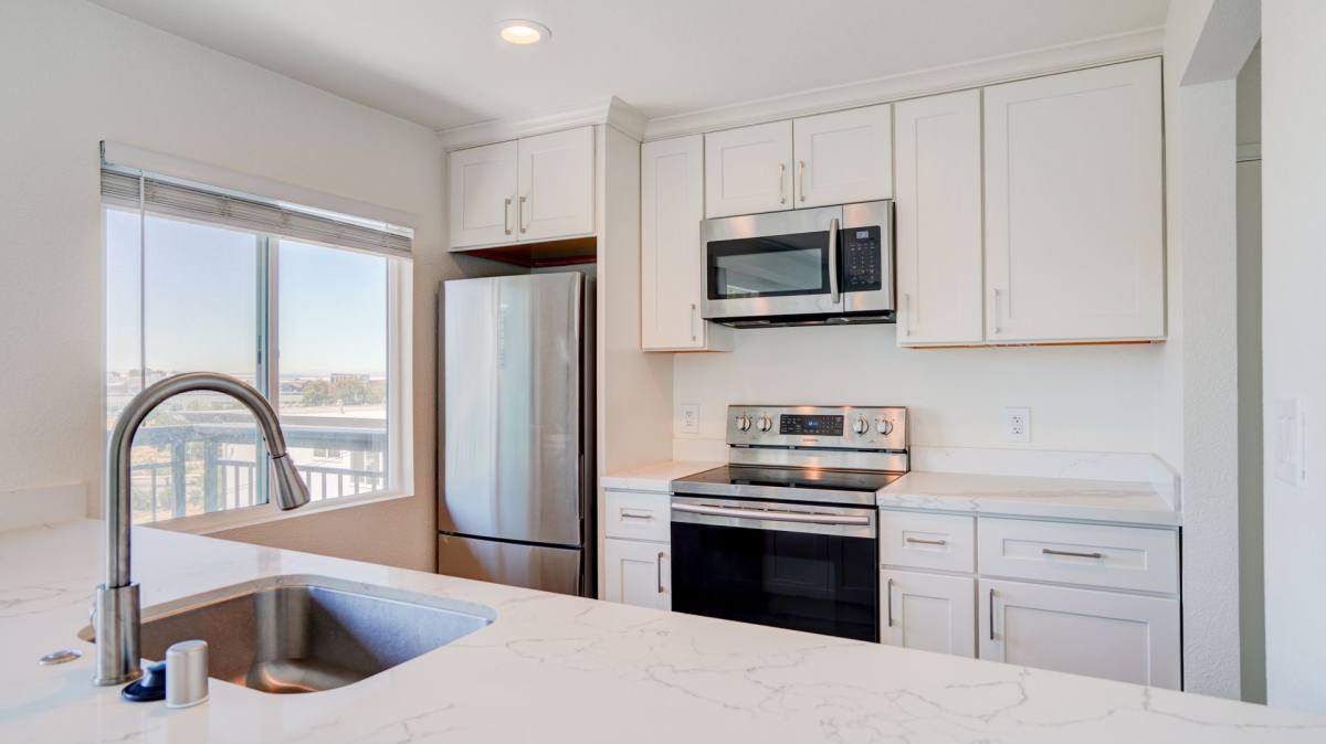 Apartment for rent at 124 Farragut Ave, Vallejo, CA 94590