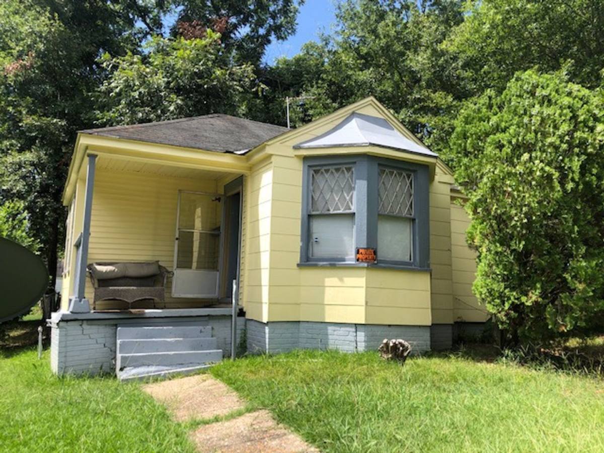 House for rent at 1501 Belwood St, Shreveport, LA 71108