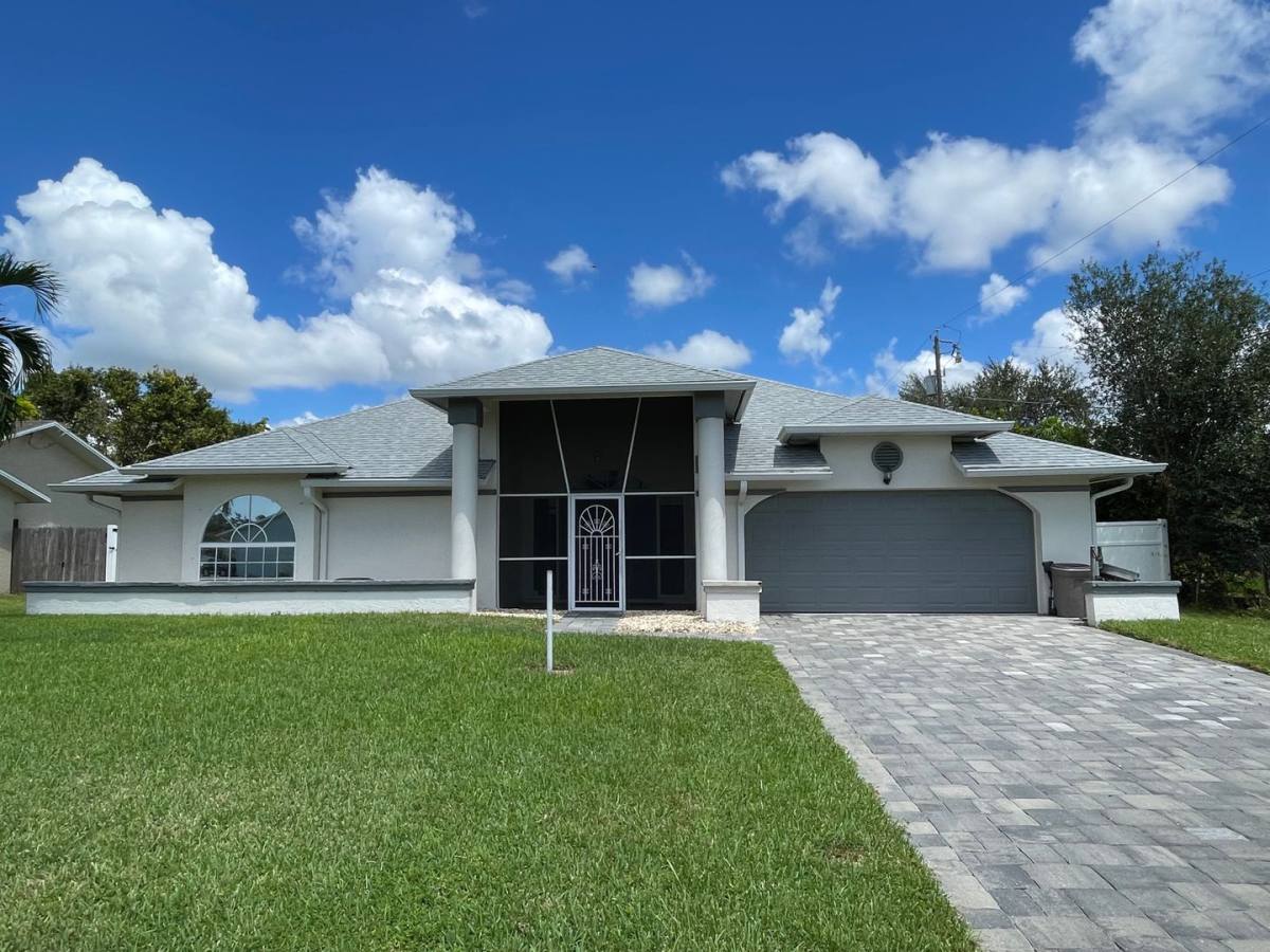 House for rent at 8293 Tahiti Rd, Fort Myers, FL 33967