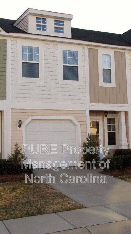 Townhouse for rent at 13647 Calloway Glen Dr, Charlotte, NC 28273