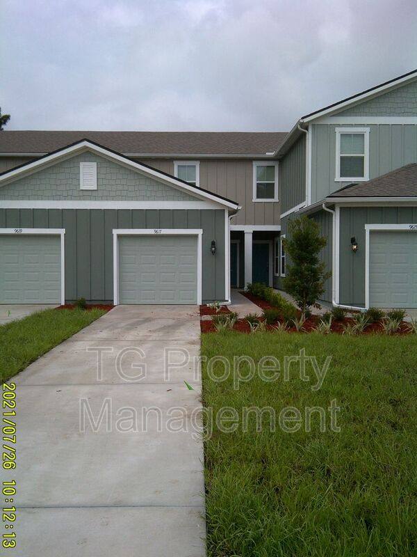 Townhouse for rent at 9617 Baylin Court, Jacksonville, FL 32256
