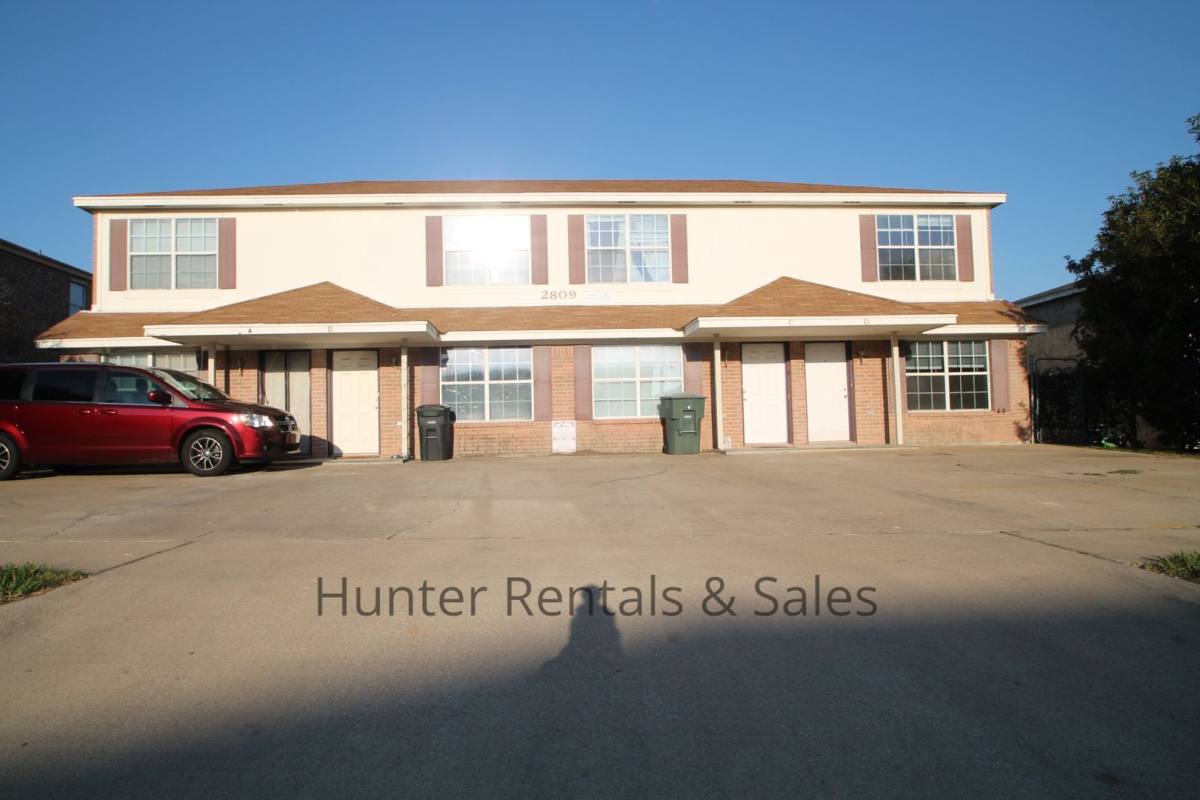 Townhouse for rent at 2809-D Leroy Circle, Killeen, TX 76542