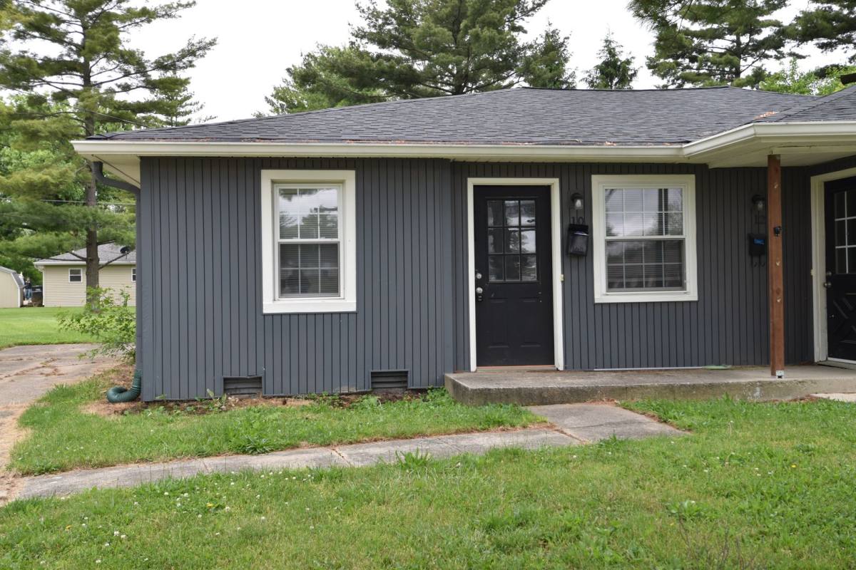 Townhouse for rent at 10-12 Lamplite Court, Greenfield, IN 46140