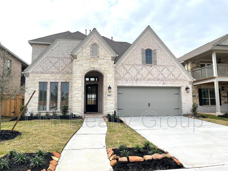 House for rent at 8806 Morning Glow Dr, Missouri City, TX 77459