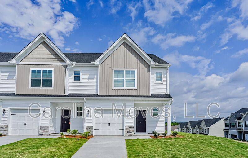 Townhouse for rent at 4 Apricot Lane, Duncan, SC 29334