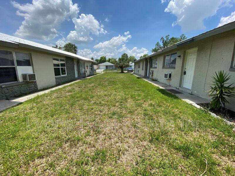 Apartment for rent at 3215 Jeffcott St #2, Fort Myers, FL 33916
