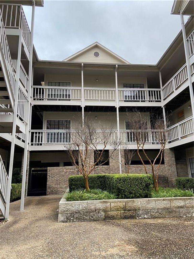 Apartment for rent at 715 W 22nd 1 #2, Austin, TX 78705