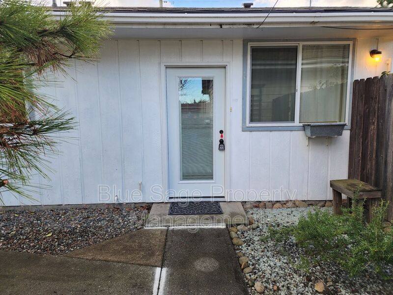 House for rent at 500 S 3rd Place, Sequim, WA 98382