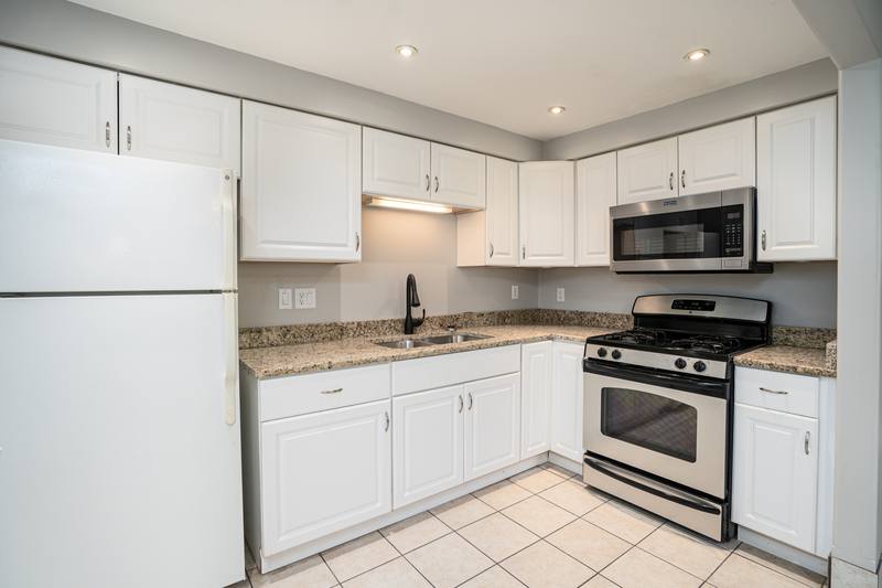Apartment for rent at 1212 Louisiana St #6, Lawrence, KS 66044