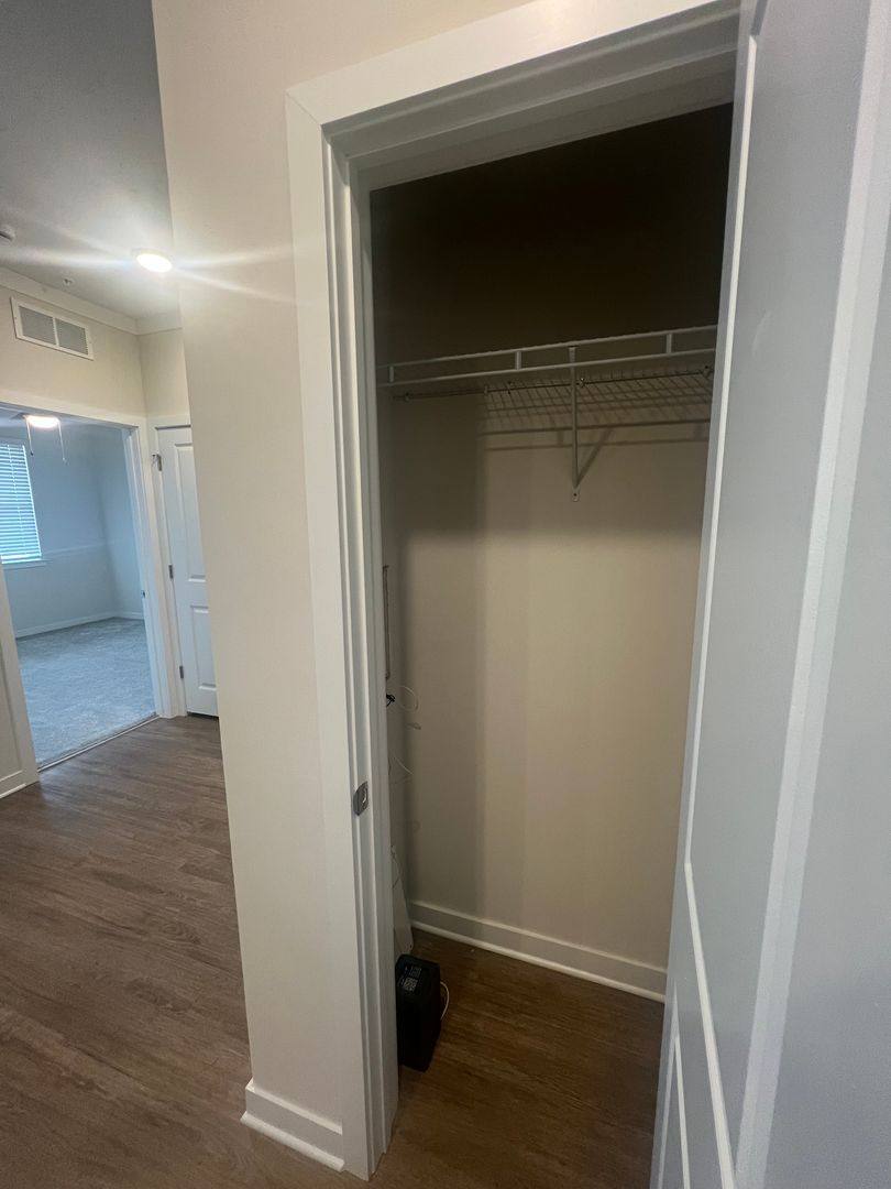 Apartment for rent at 2458 Nelson Dr, Elizabethtown, KY 42701