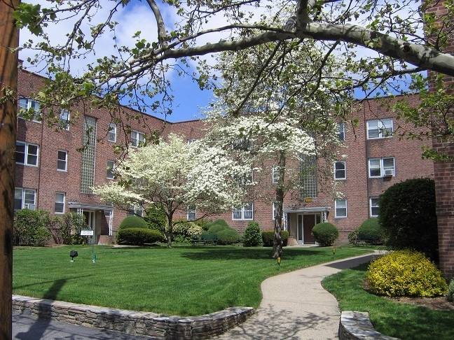 Apartment for rent at 96-106 E Manning St, Providence, RI 02906