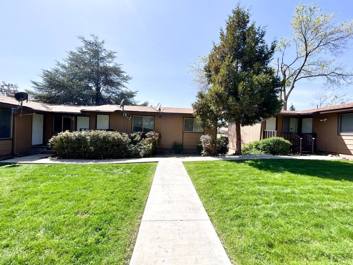 Apartment for rent at 1800 Sargent Ave, Klamath Falls, OR 97601