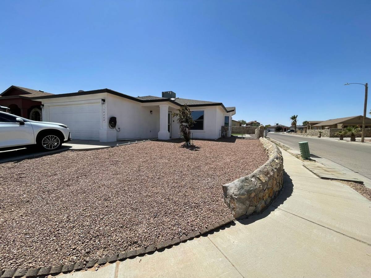 House for rent at 14200 Poets Rock Lane, El Paso, TX 79938