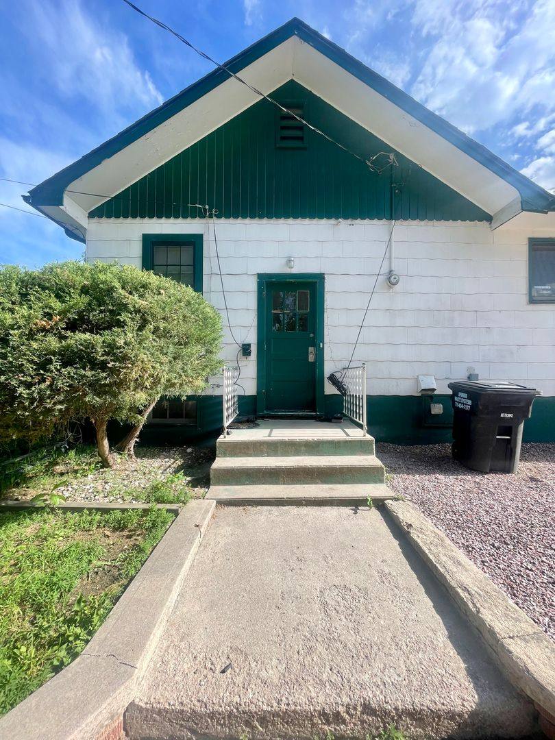 Apartment for rent at 1918 Mount Washington Ave, Colorado Springs, CO 80906