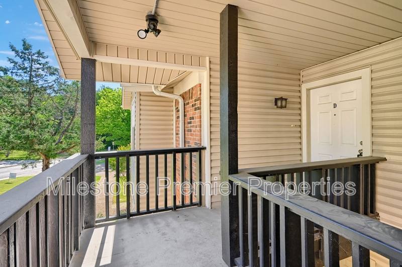 Apartment for rent at 914 W Washington St #D, Sherman, TX 75092