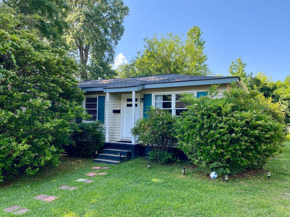 Townhouse for rent at 110 Templeton St, Cary, NC 27511