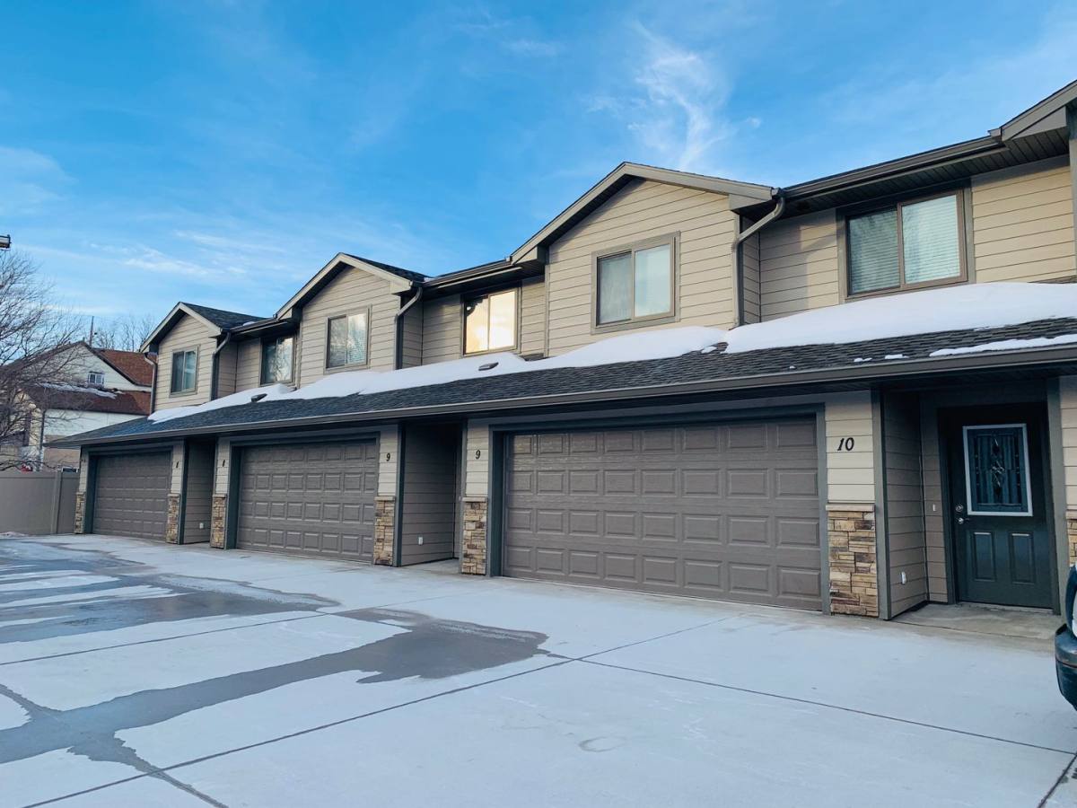 Townhouse for rent at 111 E Juniper, Mitchell, SD 57301