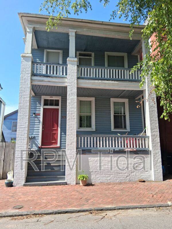 Apartment for rent at 424 London St #3, Portsmouth, VA 23704