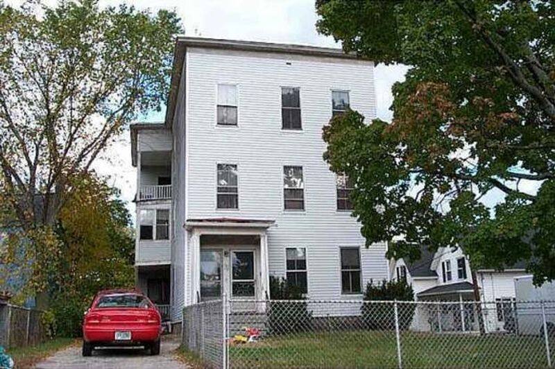 Apartment for rent at 121 Cypress St #2, Manchester, NH 03103