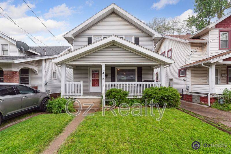 House for rent at 436 Danberry St, Toledo, OH 43609