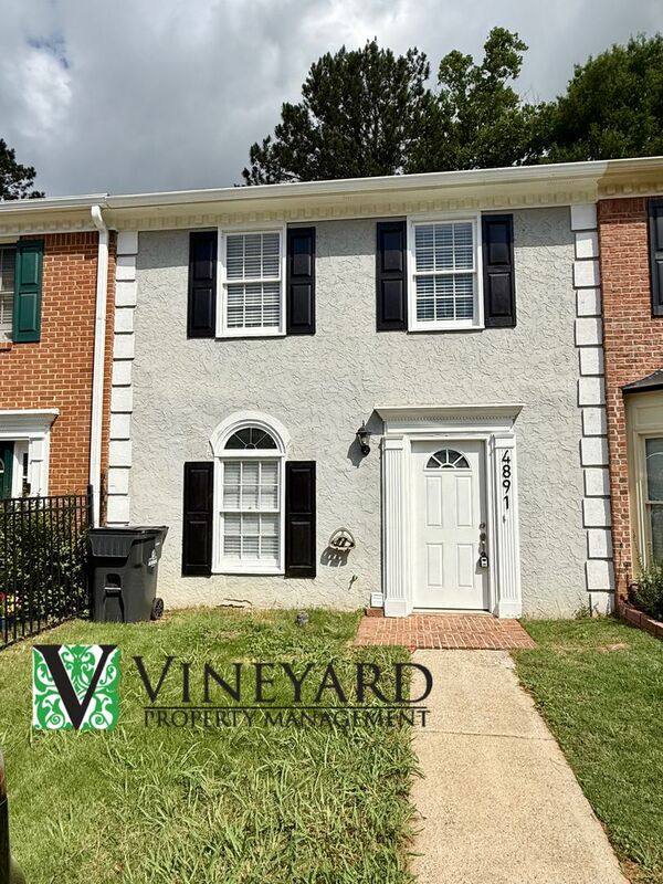 Townhouse for rent at 4891 Jenny Dr, Acworth, GA 30101