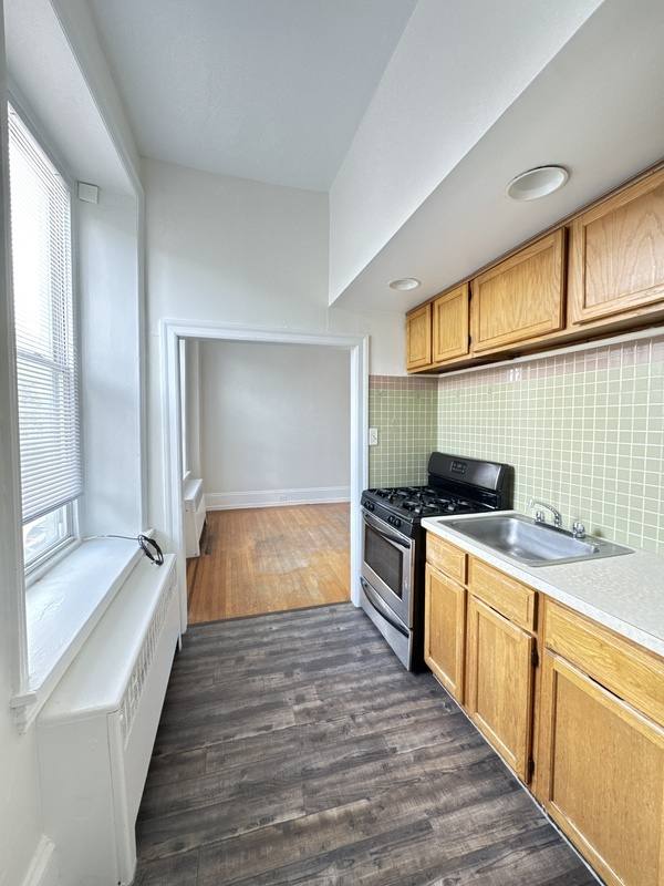 Apartment for rent at 408 W Chelten Ave #2F, Philadelphia, PA 19144