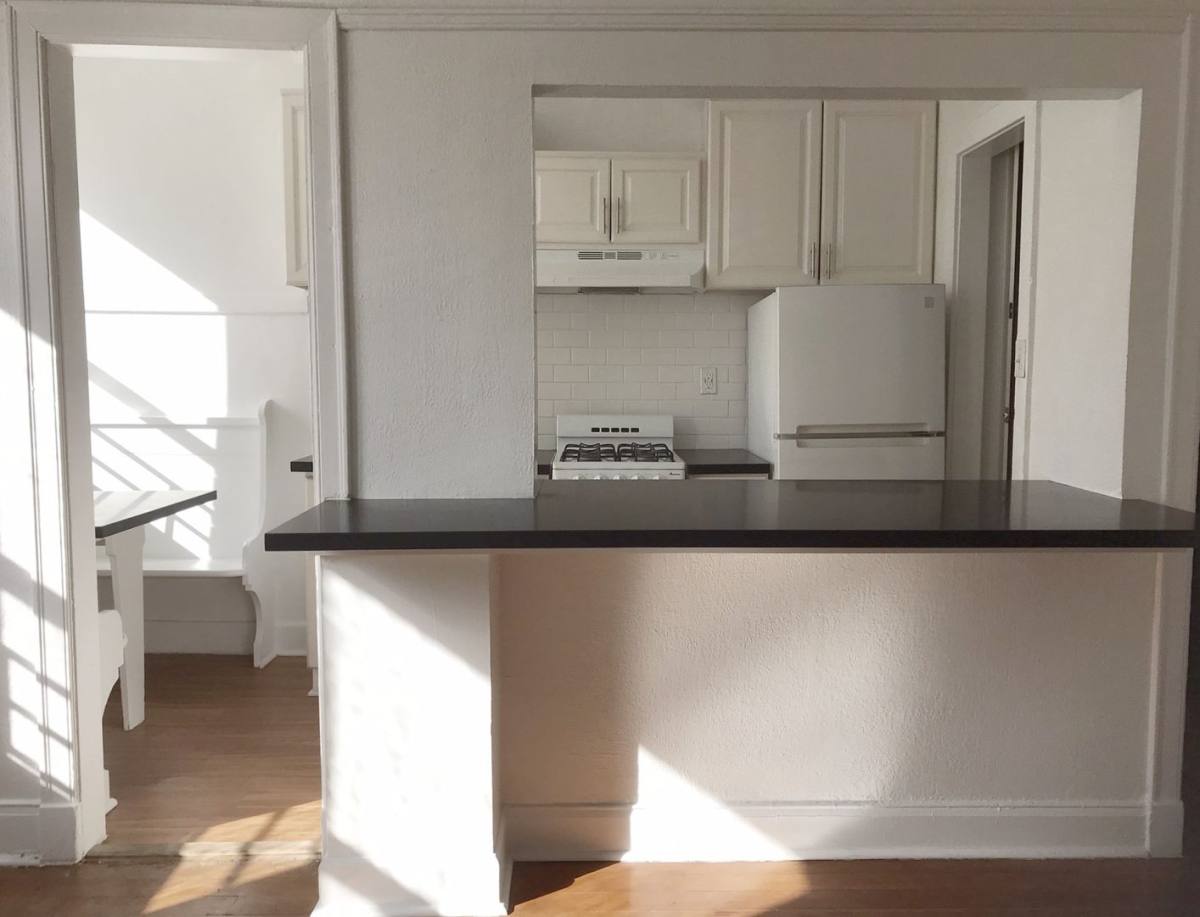 Apartment for rent at 102-108 Glendale Ave, Glendale, CA 91206