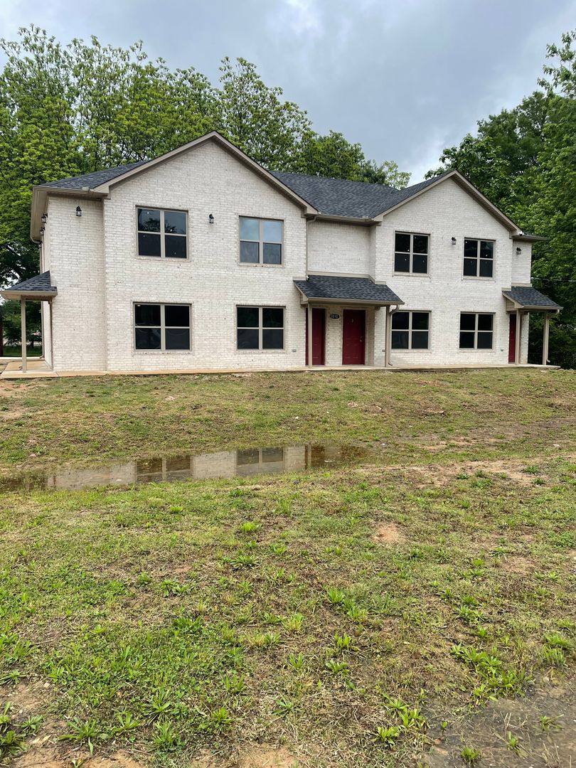Apartment for rent at 1010 N Madison St, Jonesboro, AR 72401