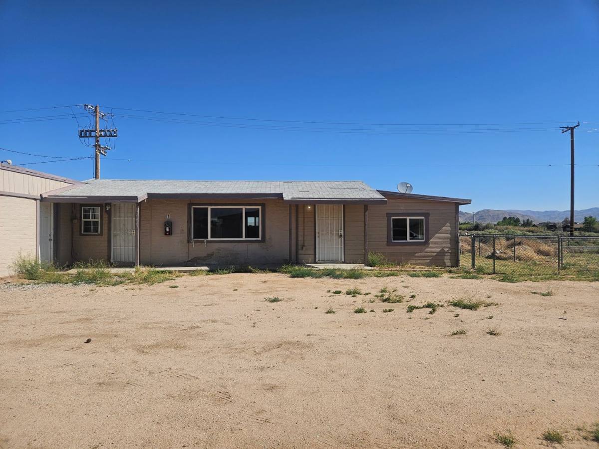 Apartment for rent at 23330 Yucca Loma Rd, Apple Valley, CA 92307