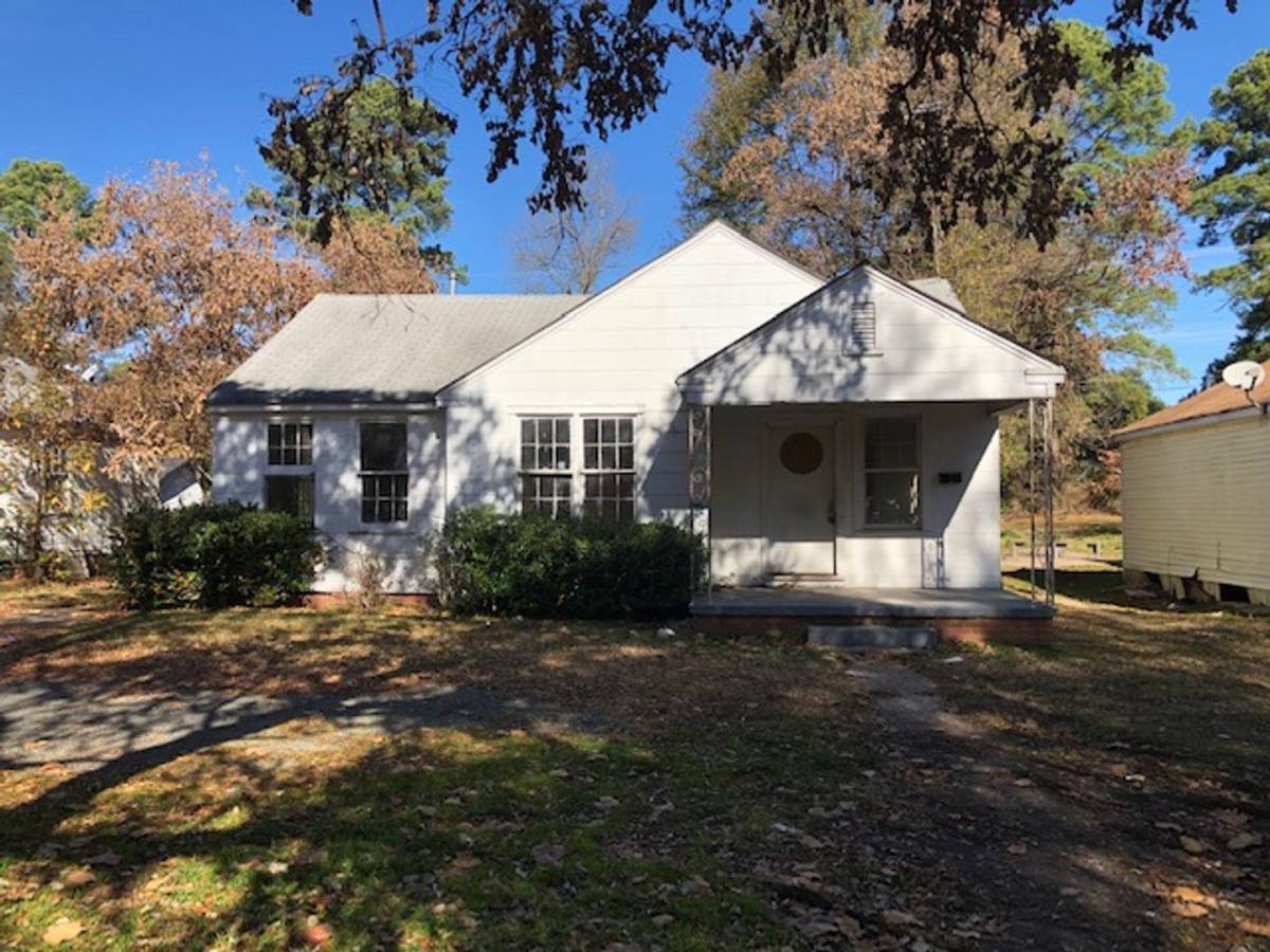 House for rent at 1452 Belwood St, Shreveport, LA 71108