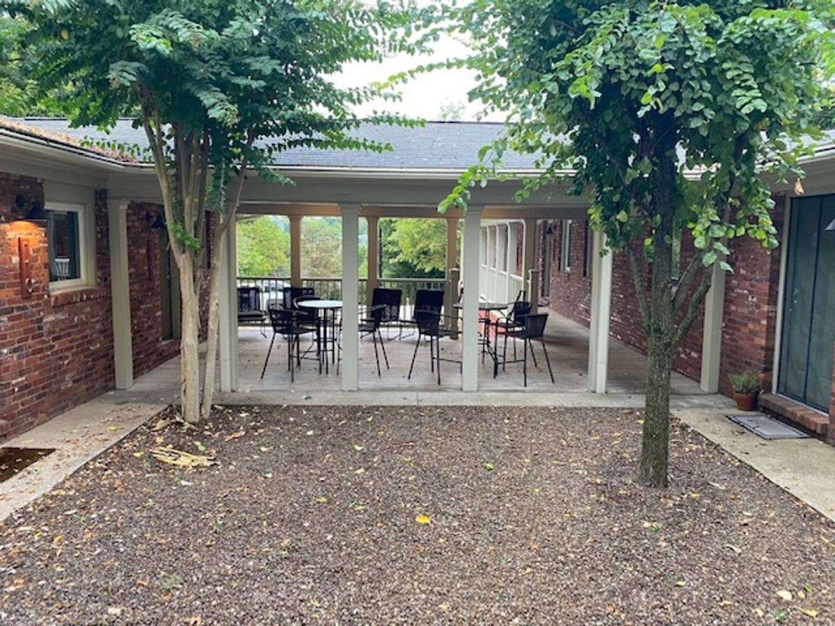 Apartment for rent at 226 S Hill Ave, Fayetteville, AR 72701