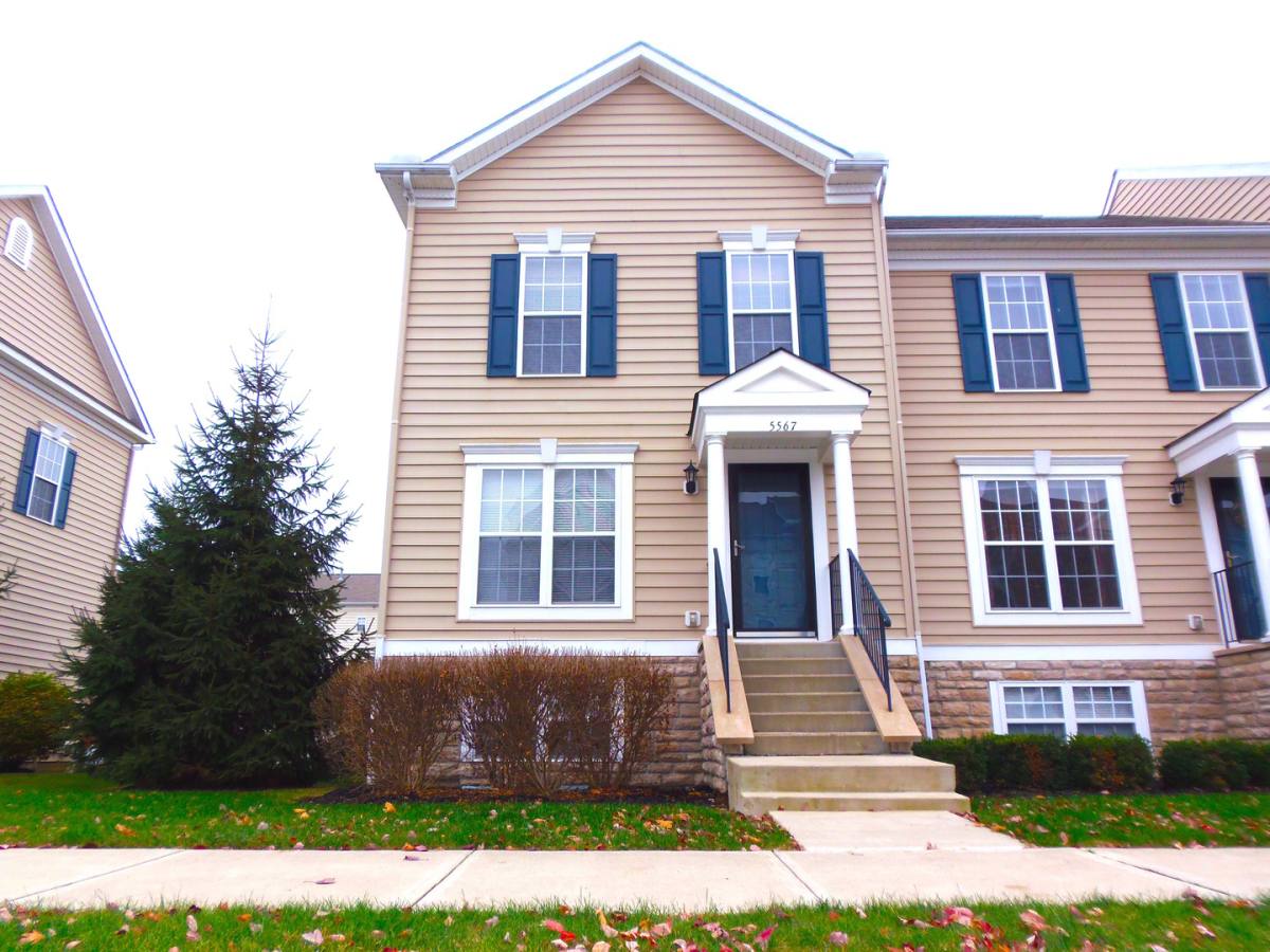 Townhouse for rent at 5567 Middle Falls St, Dublin, OH 43016