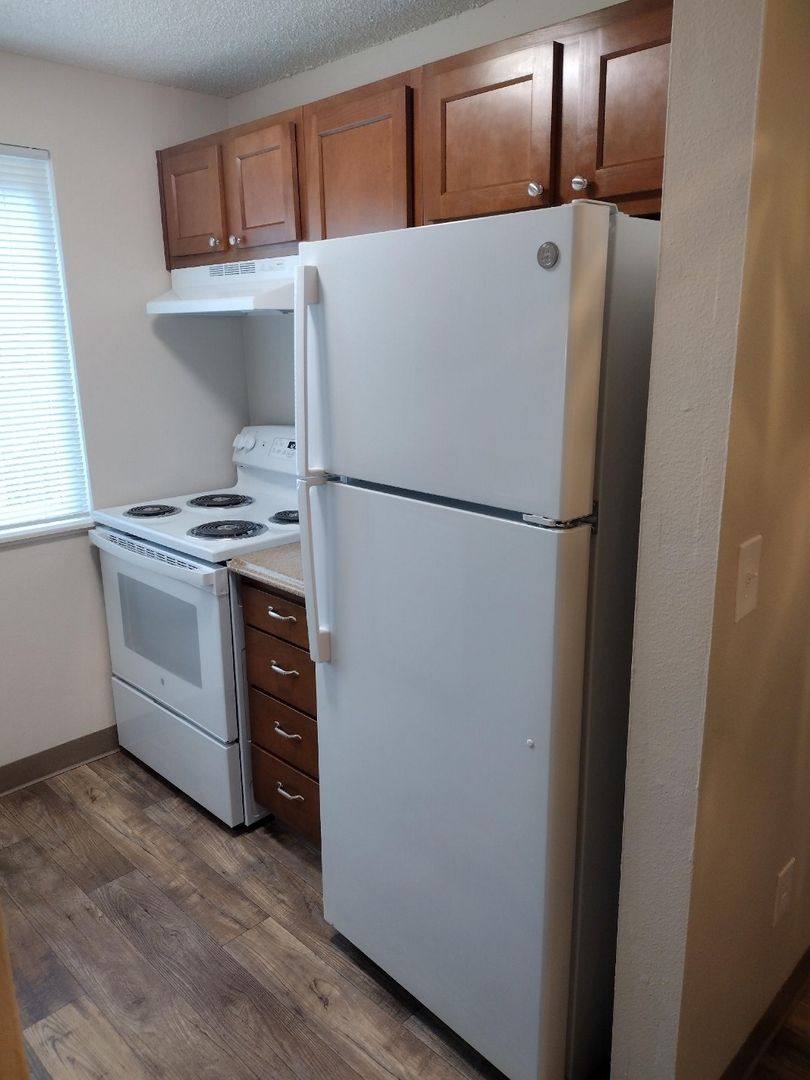 Apartment for rent at 19705 SW Boones Ferry Rd, Tualatin, OR 97062