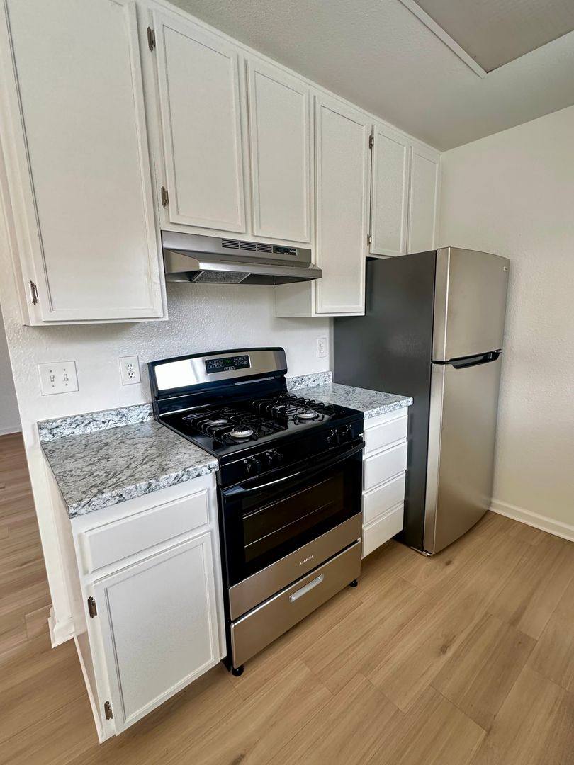 Apartment for rent at Mission Hills Gardens, 3175 Cauby St, San Diego, CA 92110
